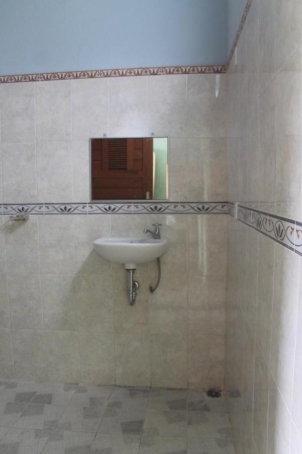 Waterfall Guest House Sukawati Esterno foto