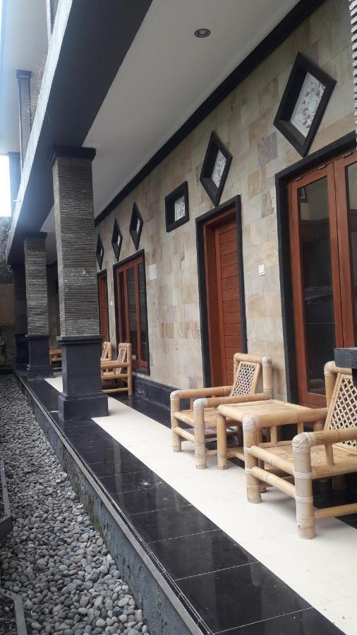 Waterfall Guest House Sukawati Esterno foto