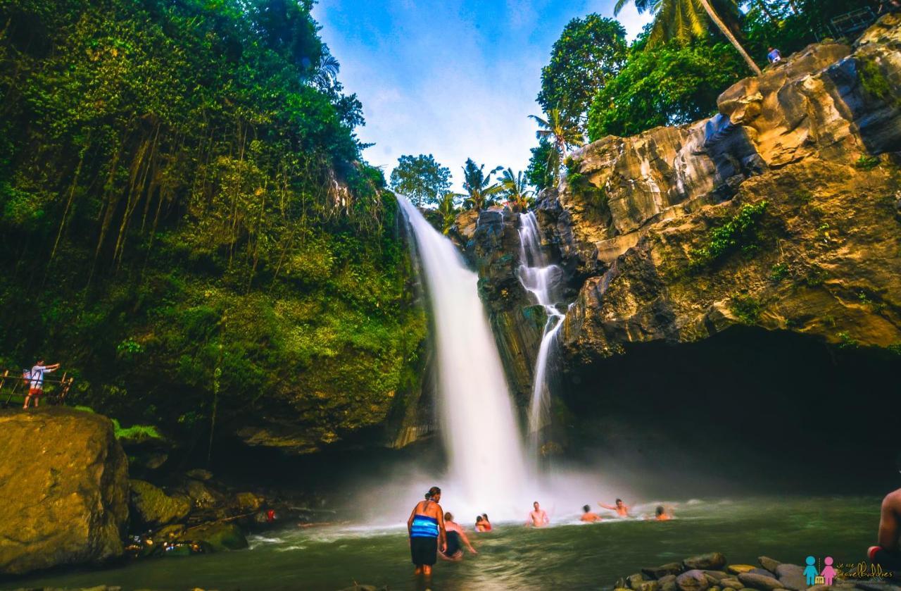 Waterfall Guest House Sukawati Esterno foto